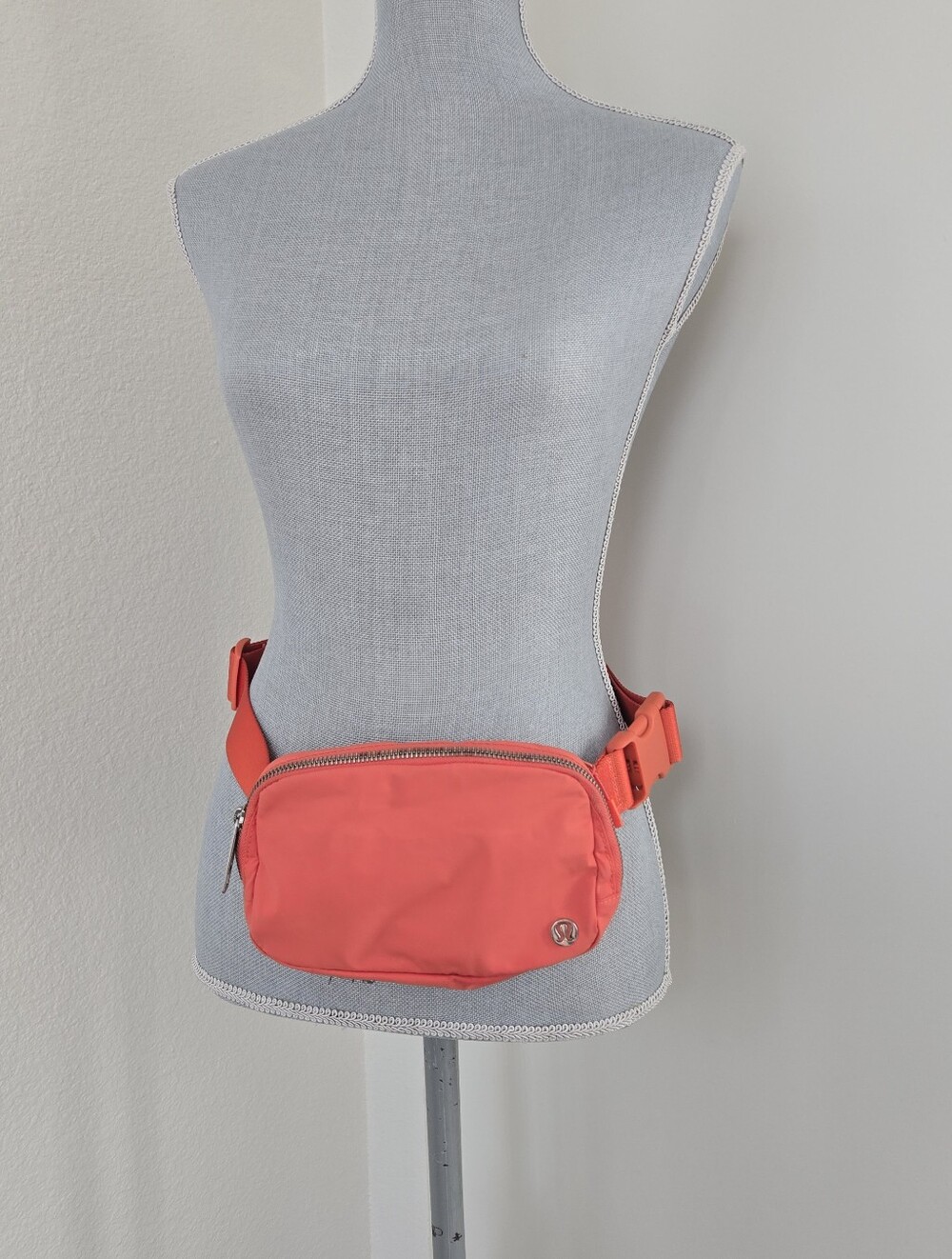 Lululemon Everywhere Belt Bag 1L Volume OG Original Strap Warm Coral WMCO 55077